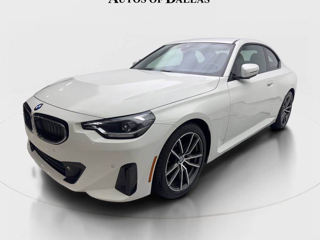Used 2023 BMW 230i Coupe RWD image 2