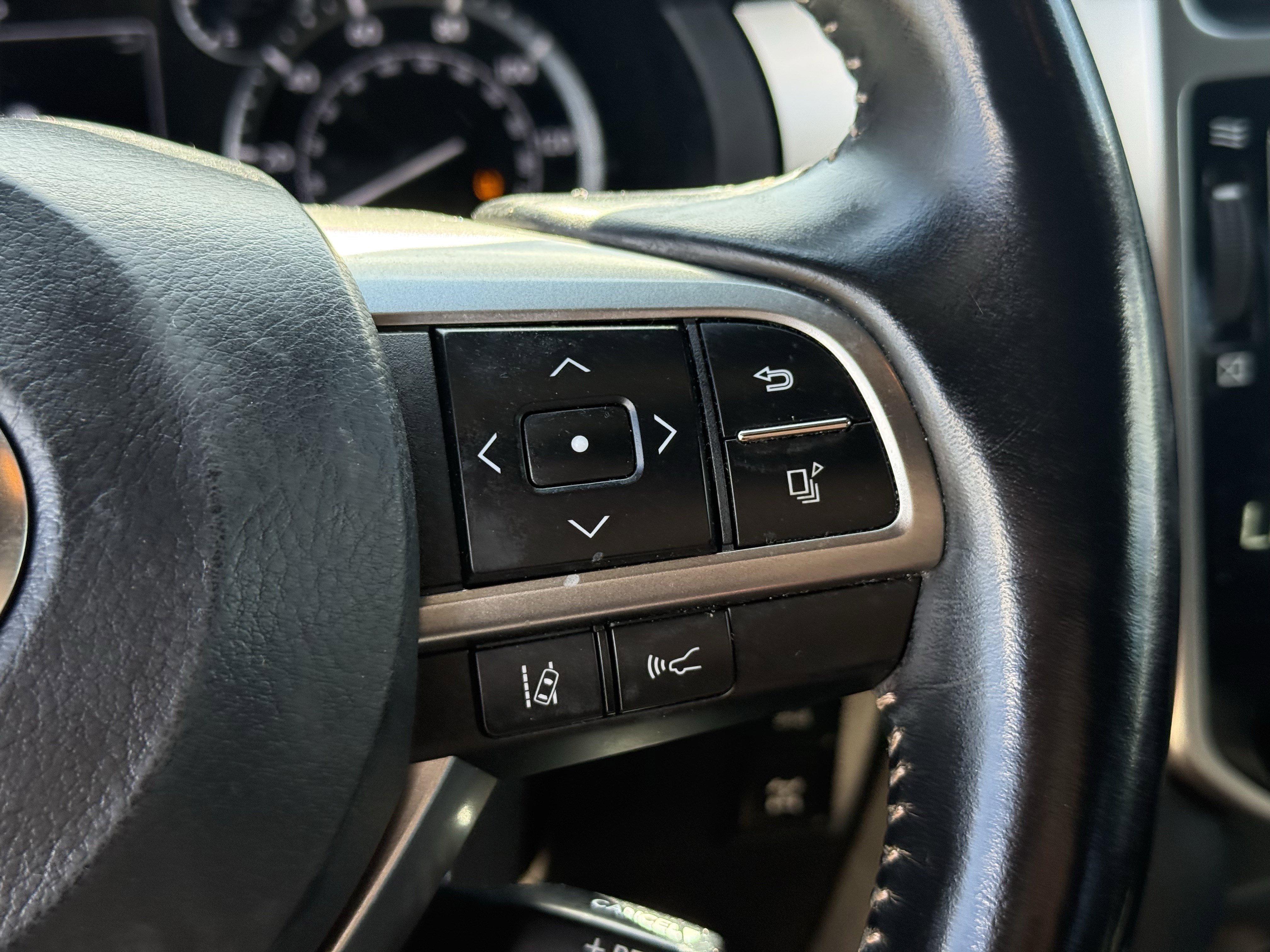 Used 2023 Lexus GX 460 Premium w/ Premium Plus Package image 18