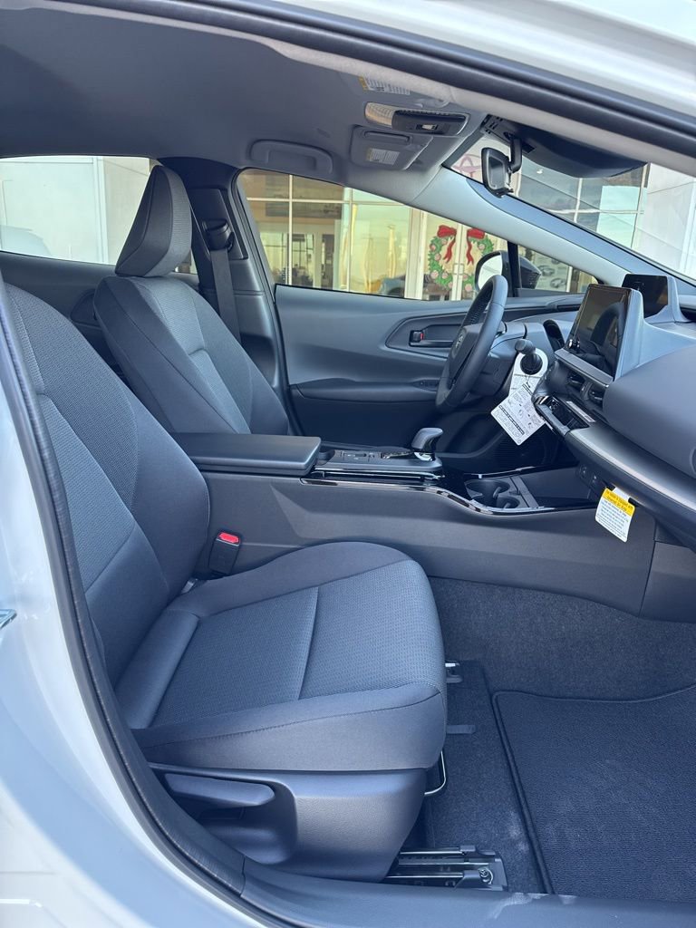 New 2026 Toyota Prius LE image 13