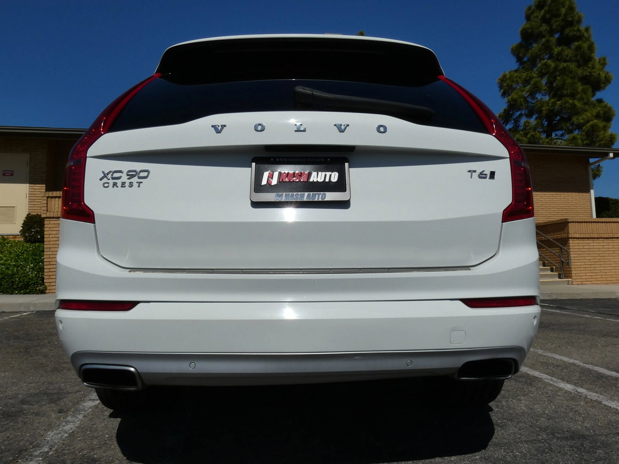 Used 2020 Volvo XC90 T6 Momentum image 10