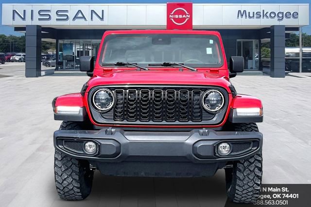 Used 2024 Jeep Gladiator Willys image 2