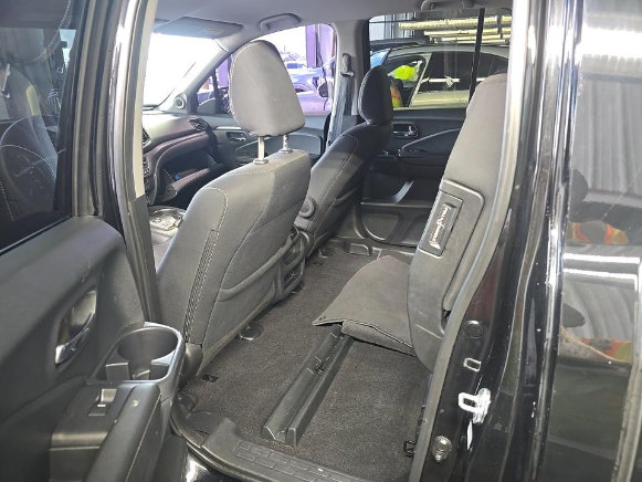 Used 2023 Honda Ridgeline Sport image 7