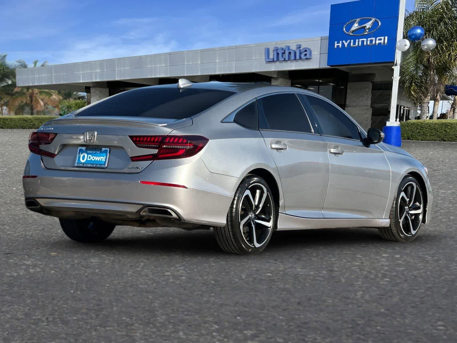 Used 2019 Honda Accord Sport image 3