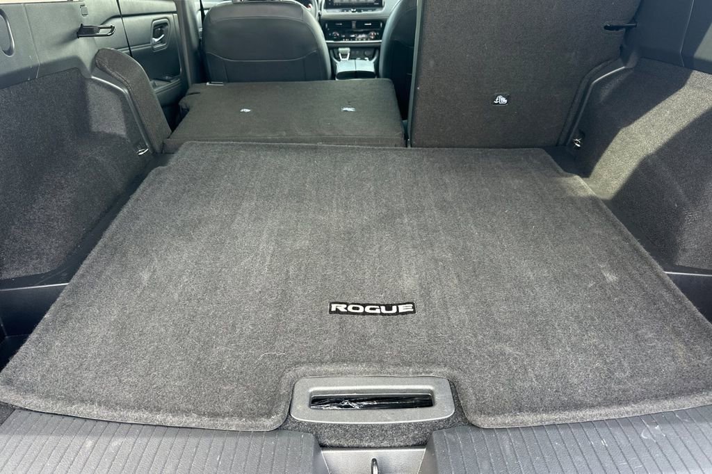 Used 2026 Nissan Rogue SL AWD/4WD image 15