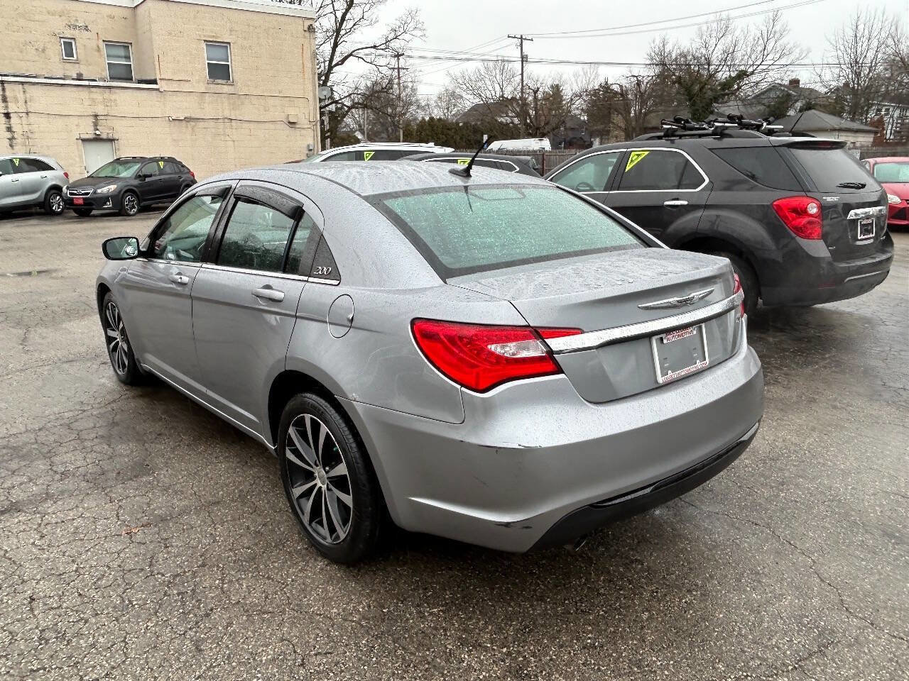 Used 2013 Chrysler 200 Touring w/ Cold Weather Group image 10
