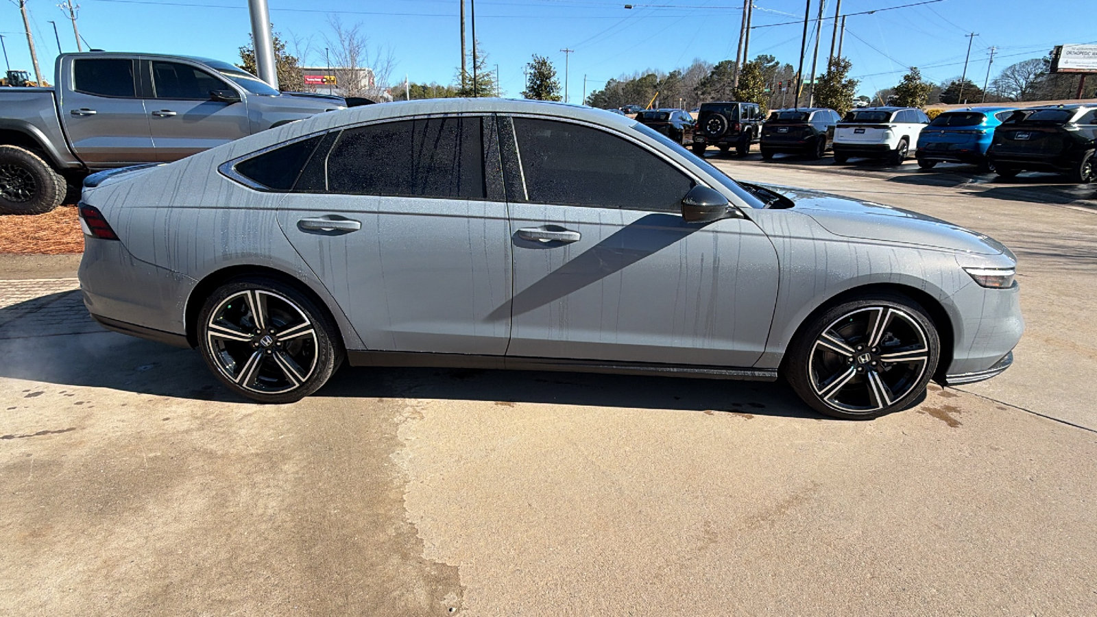 Used 2025 Honda Accord Sport image 7