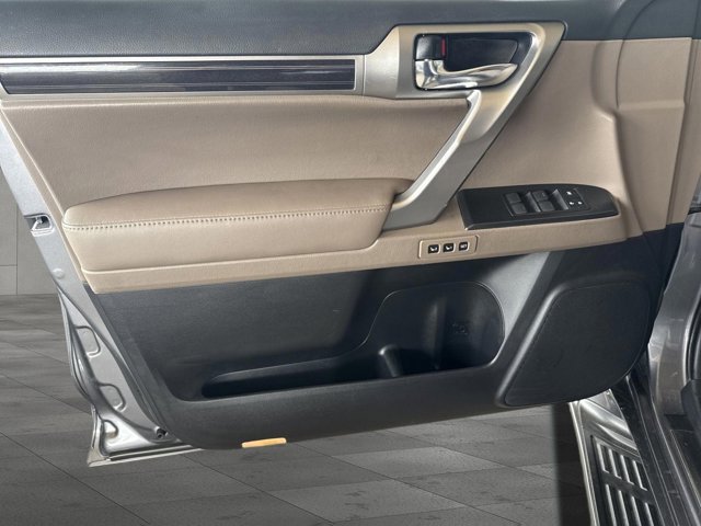 Certified 2023 Lexus GX 460 Luxury w/ Accessory Package image 10