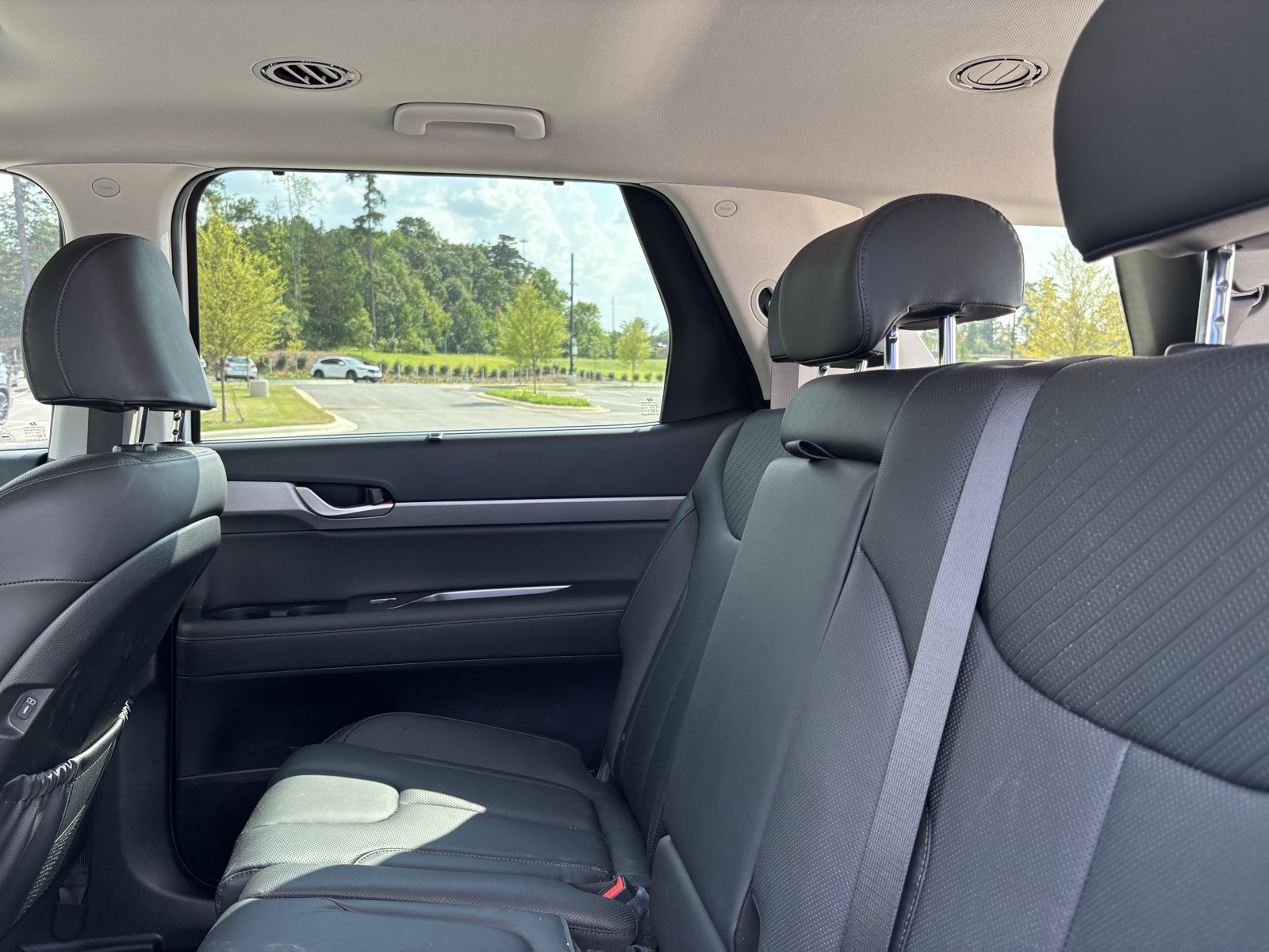 Used 2025 Hyundai Palisade SEL FWD image 29