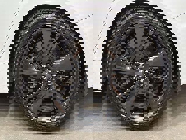 Used 2023 Genesis G70 3.3T w/ Sport Advanced Package AWD/4WD image 14