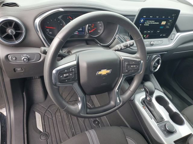 Certified 2024 Chevrolet Blazer LT w/ Convenience Package image 18