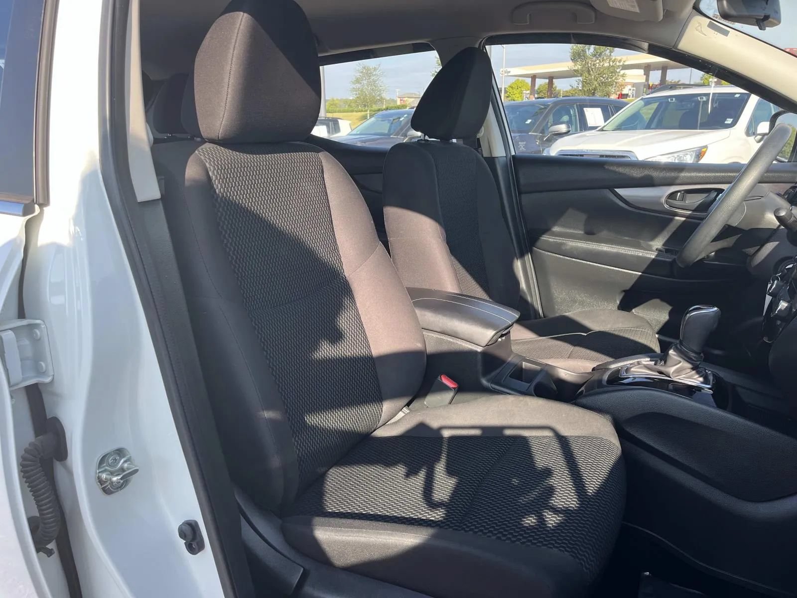 Used 2022 Nissan Rogue Sport S FWD image 25