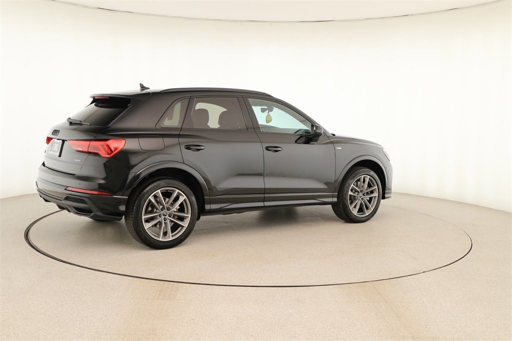 New 2025 Audi Q3 2.0T Premium image 7