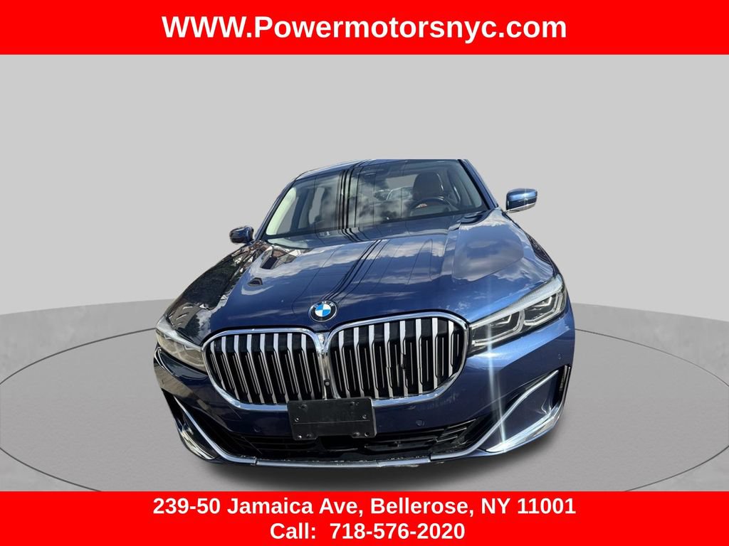Used 2022 BMW 750Li xDrive AWD/4WD image 2