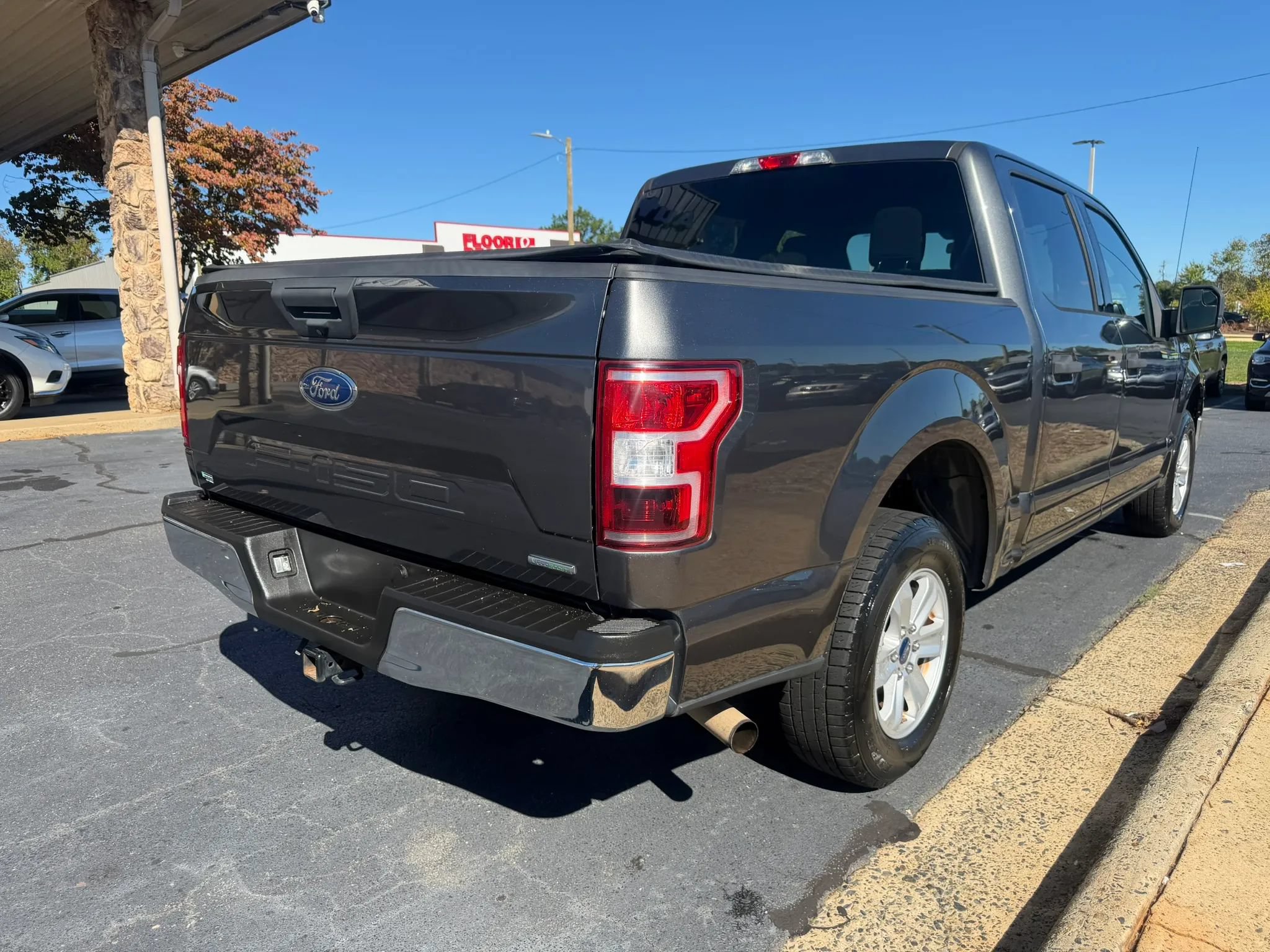 Used 2018 Ford F150 XLT RWD image 7