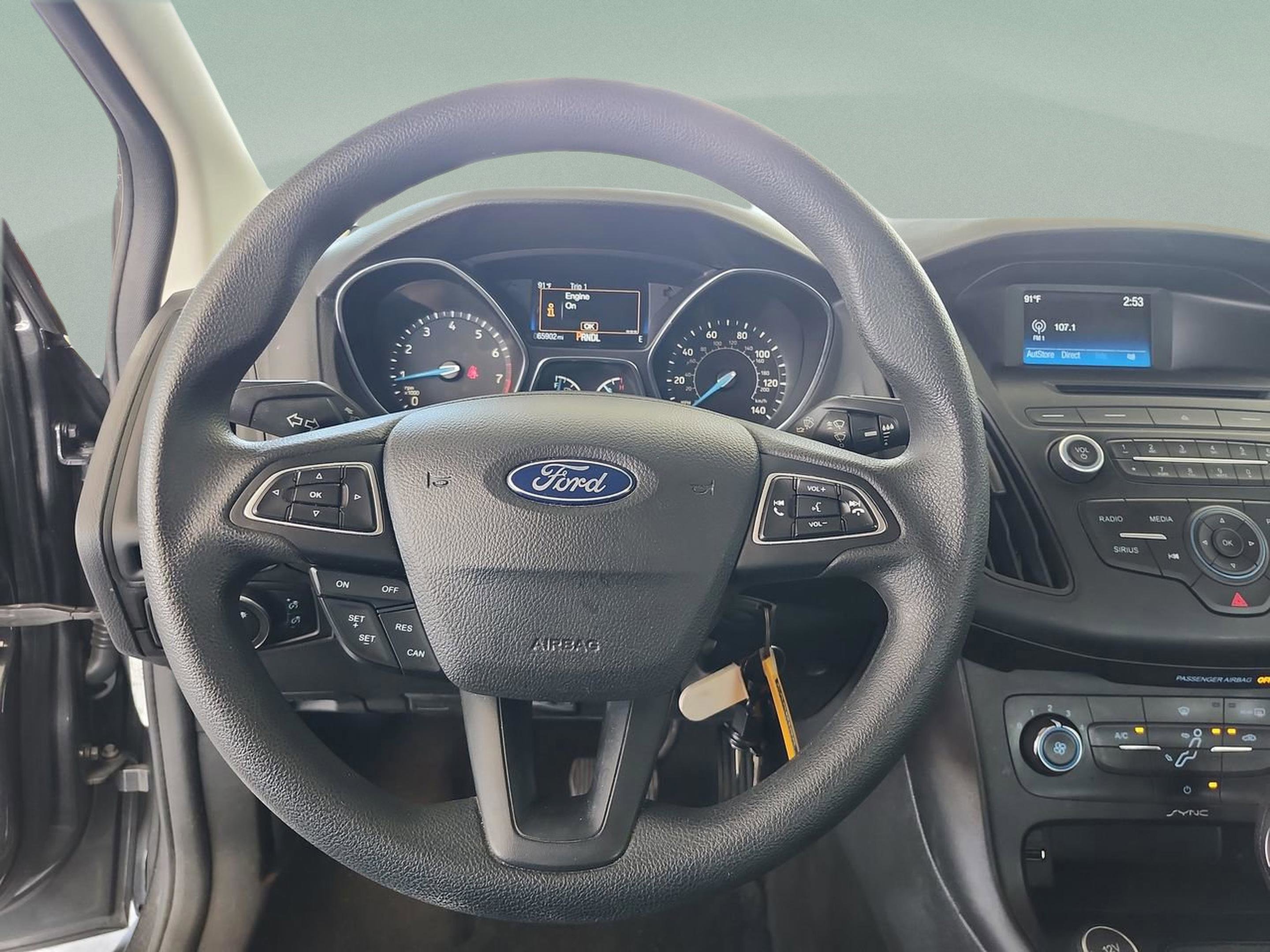 Used 2017 Ford Focus SE FWD image 10