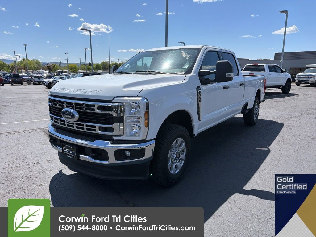 Used 2024 Ford F350 XLT w/ FX4 Off-Road Package AWD/4WD image 4