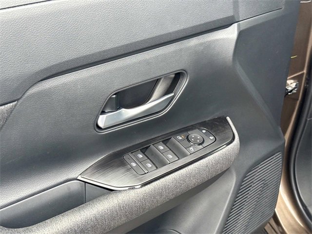 New 2026 Nissan Kicks SV w/ SV Premium Package image 21