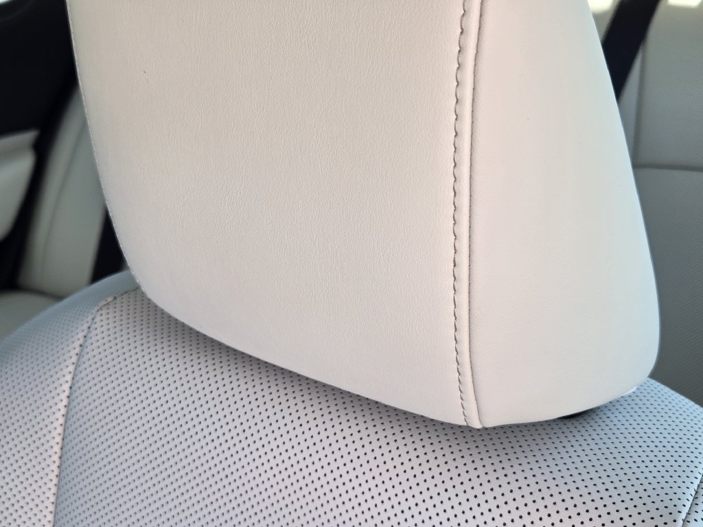 Certified 2025 Lexus ES 350 w/ Premium Package FWD image 16