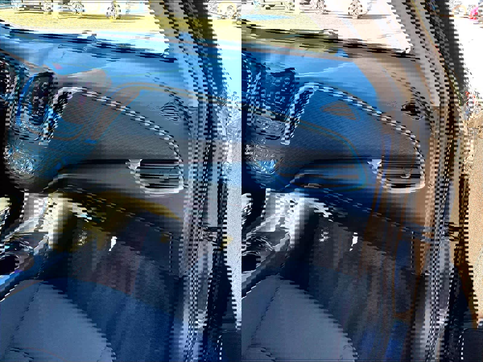 Used 2024 Chevrolet Malibu LT image 13