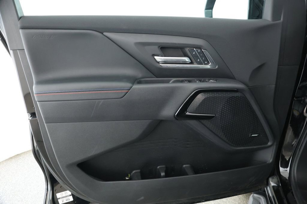 Used 2024 Chevrolet Silverado EV RST image 9