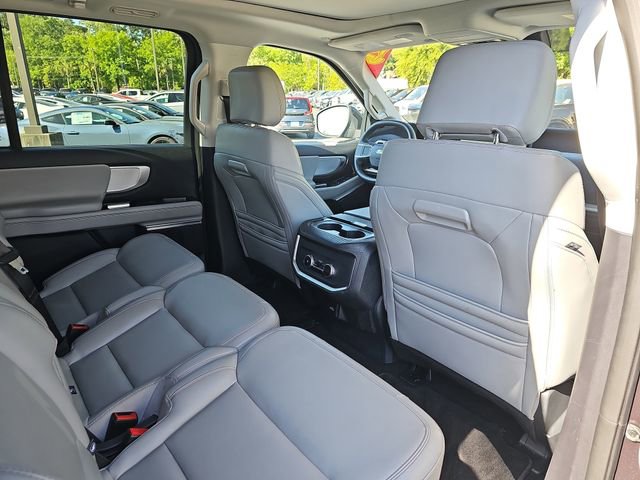 Used 2025 Ford Expedition Max Active image 11