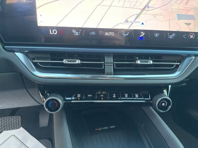 New 2026 Chevrolet Equinox EV LT image 25