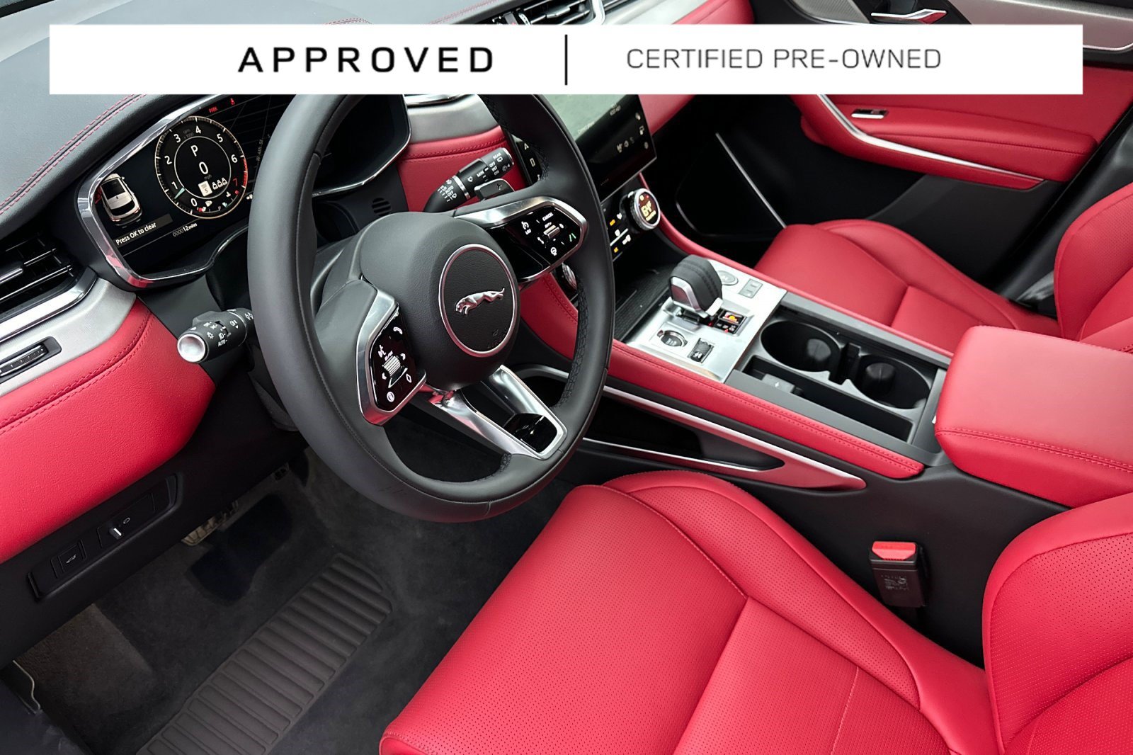 Used 2025 Jaguar F-PACE R-Dynamic S AWD/4WD image 4