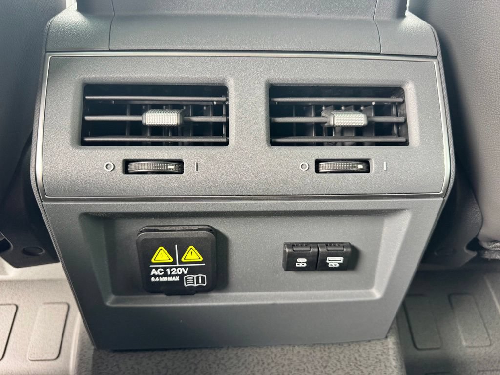 New 2026 INEOS Grenadier Station Wagon AWD/4WD image 18