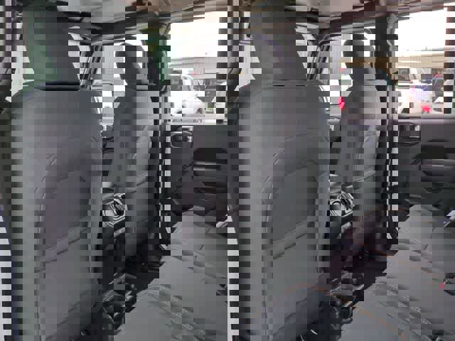 New 2025 Jeep Gladiator Sport image 18