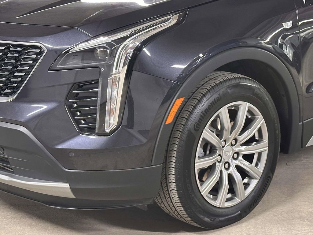 Used 2023 Cadillac XT4 Premium Luxury image 10