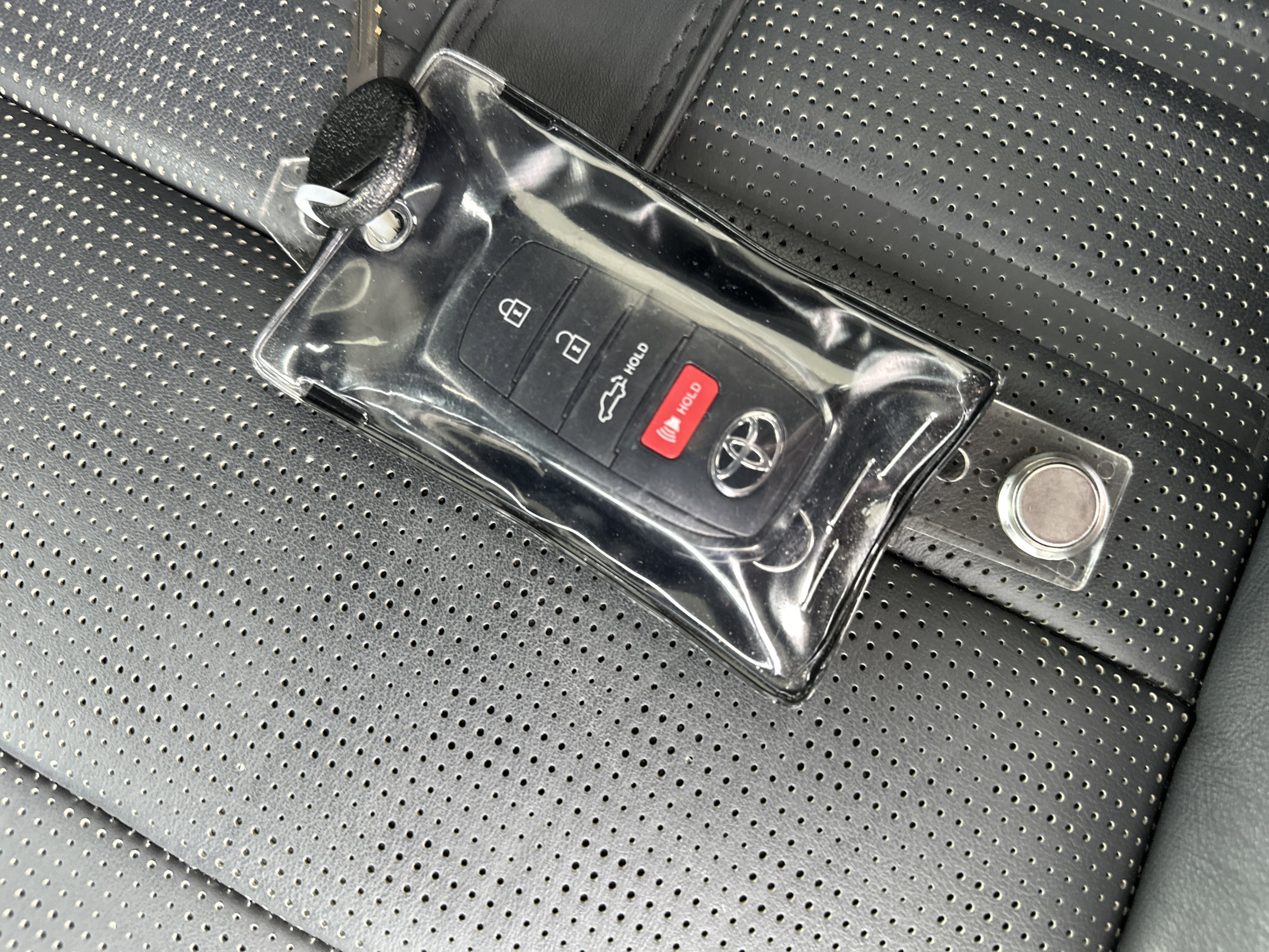 Certified 2025 Toyota Tundra Capstone image 34