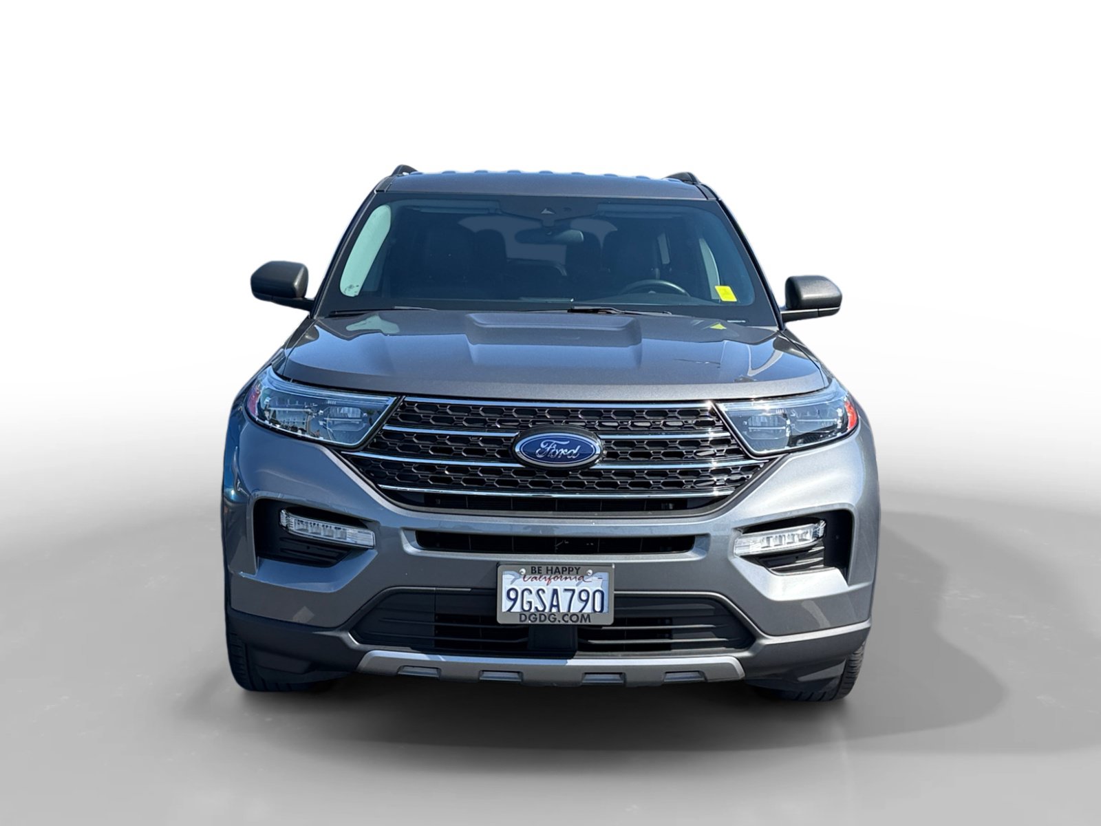 Certified 2023 Ford Explorer XLT w/ Equipment Group 202A RWD image 8