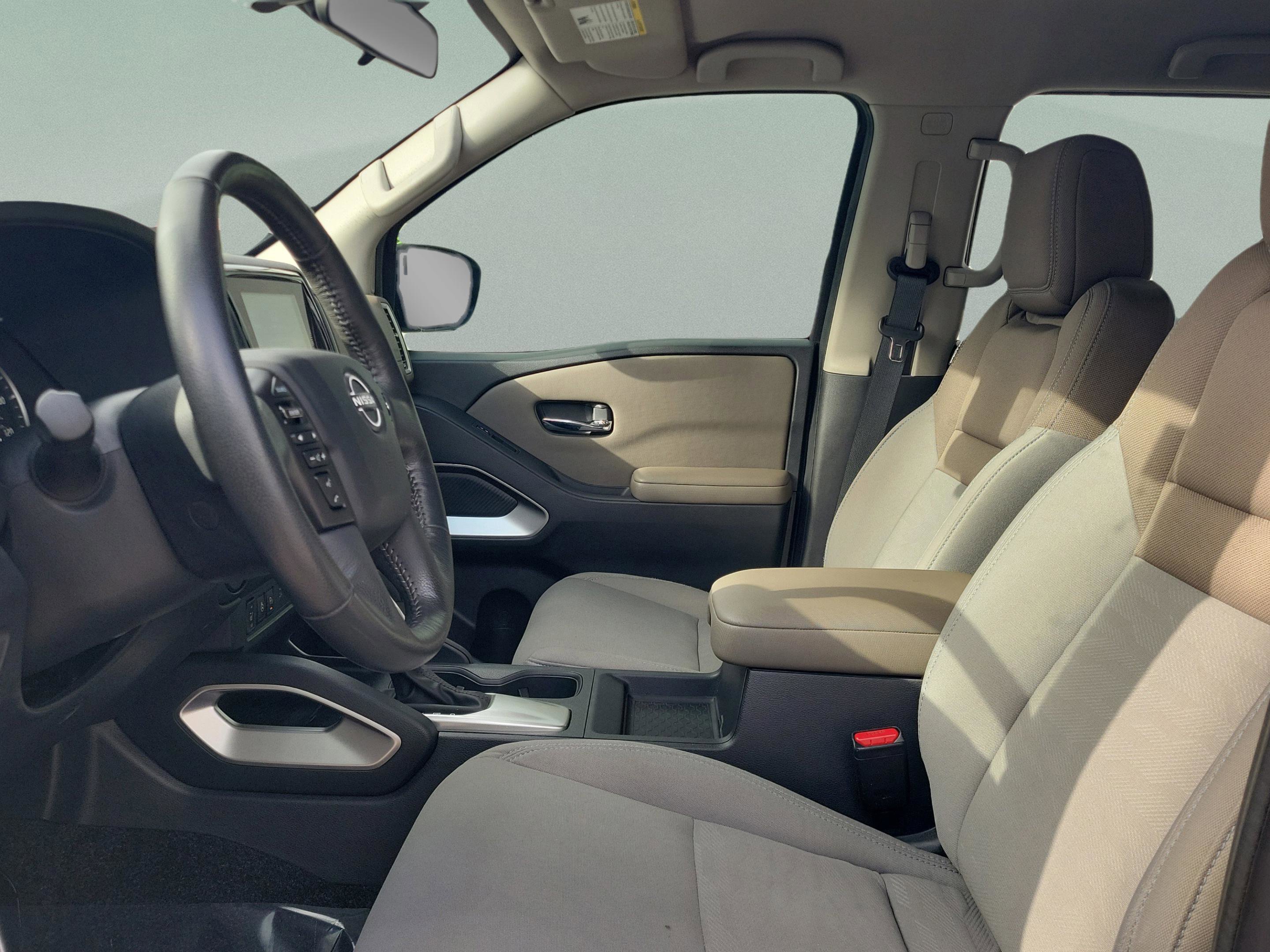 Certified 2022 Nissan Frontier SV image 22