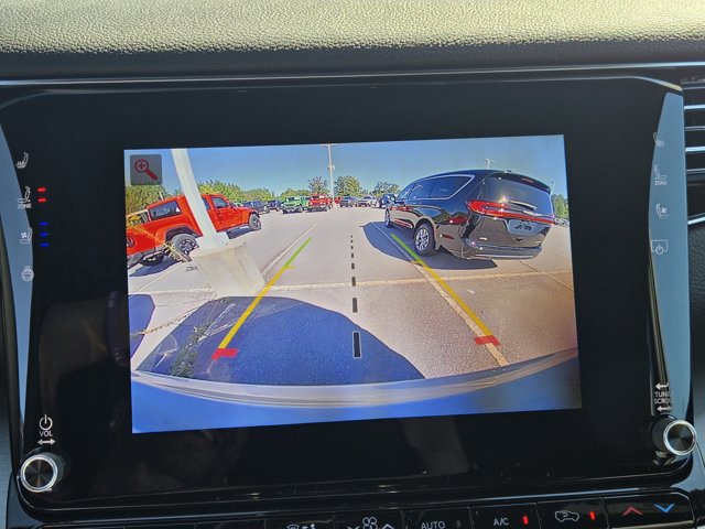 New 2025 Jeep Wagoneer Series II image 17