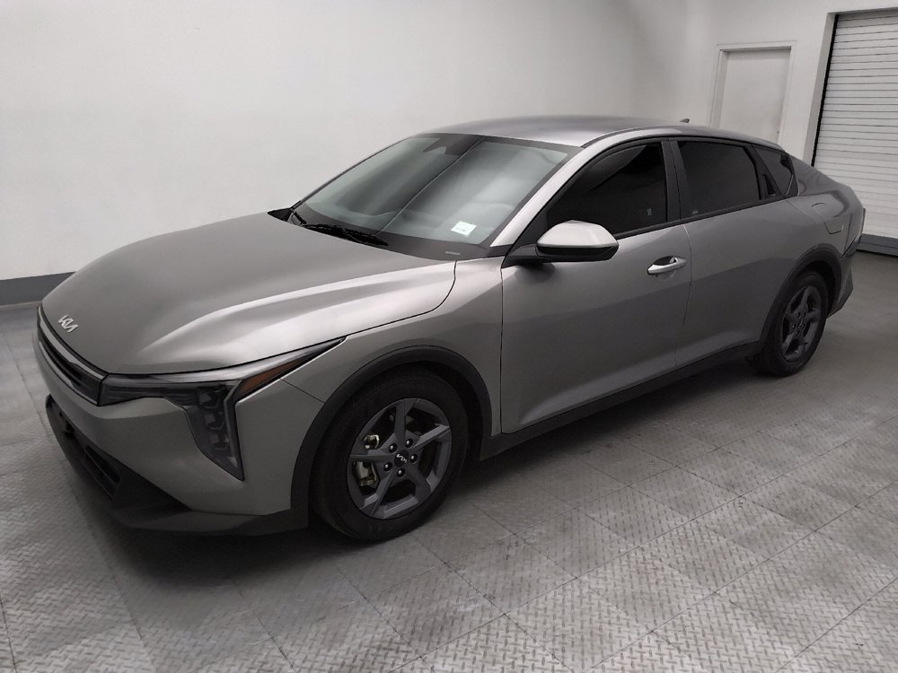 Used 2025 Kia K4 FWD image 3