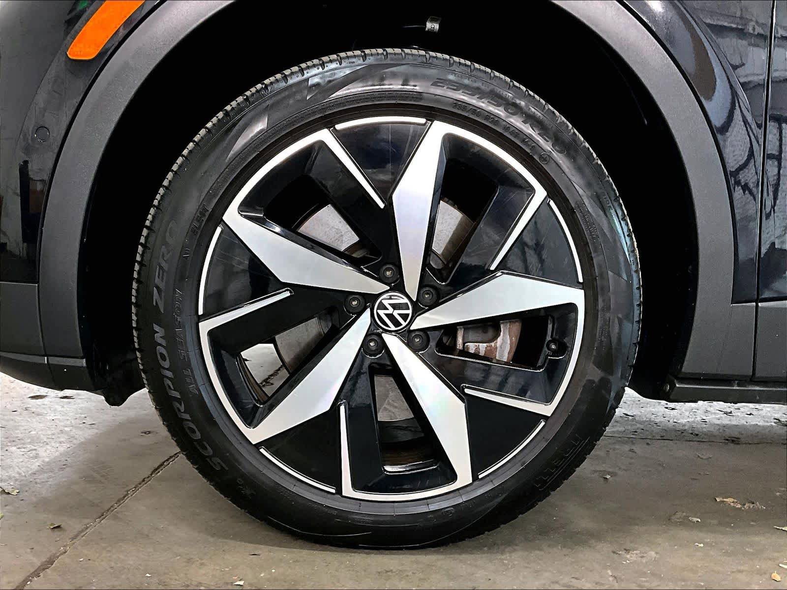 Used 2023 Volkswagen ID.4 Pro S AWD/4WD image 11