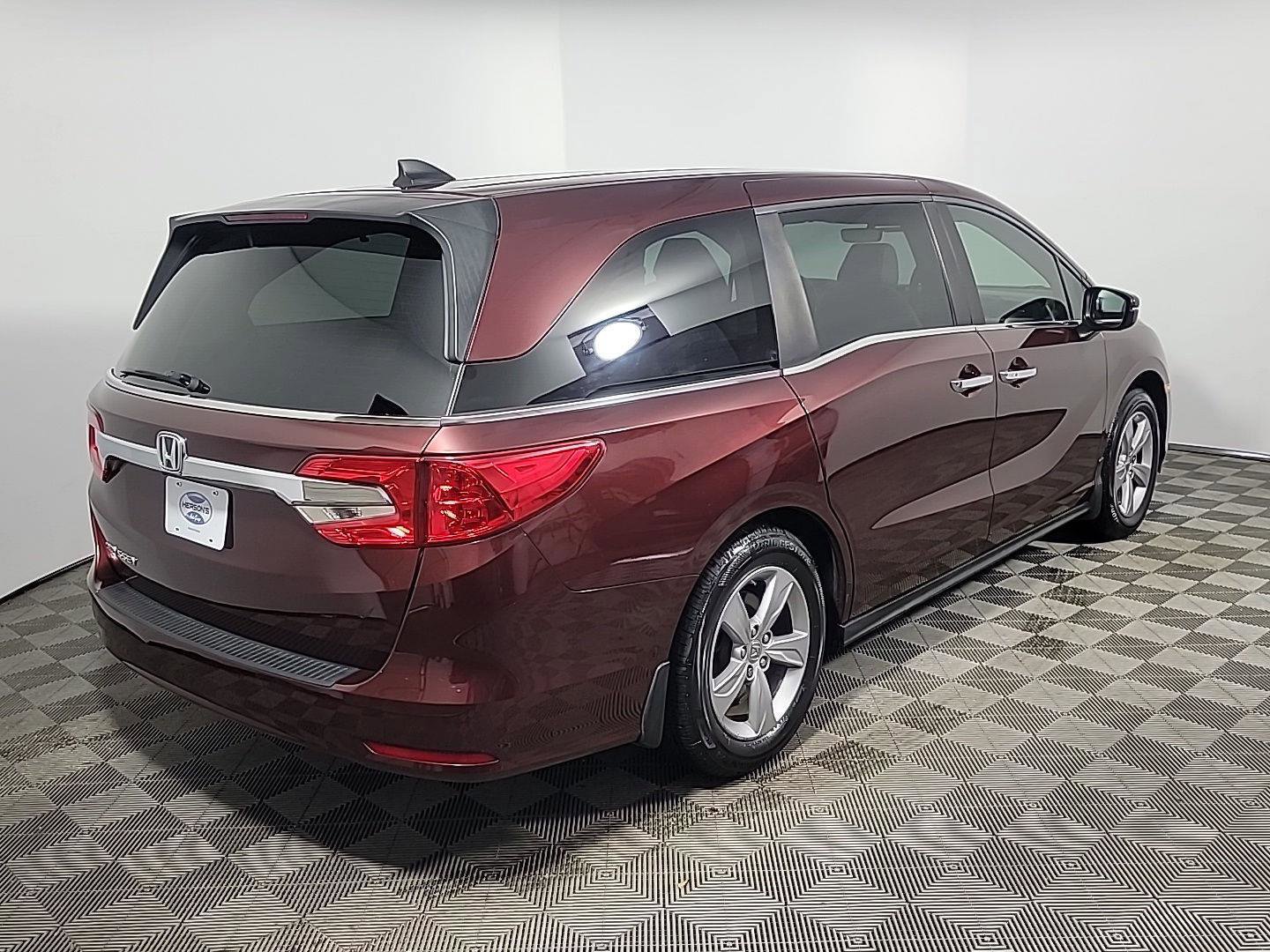 Certified 2018 Honda Odyssey EX-L image 4
