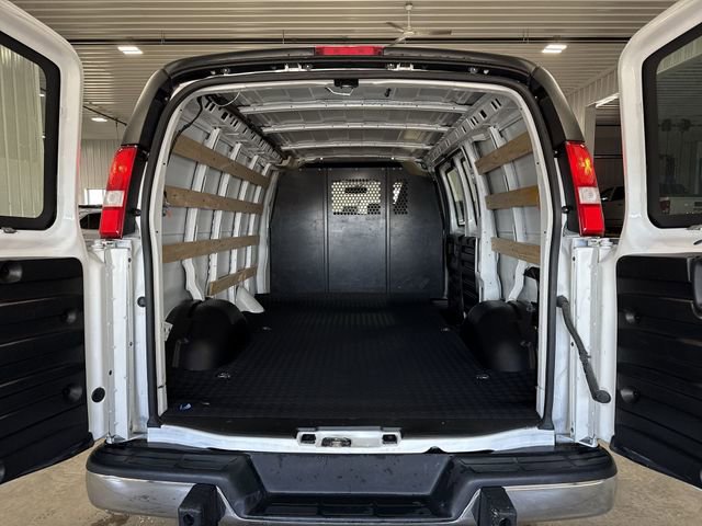 Used 2024 Chevrolet Express 2500 w/ Driver Convenience Package image 23