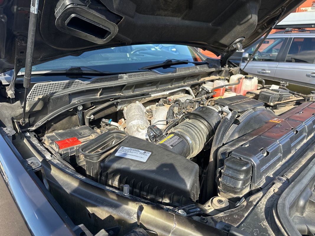 Used 2021 GMC Sierra 3500 4x4 Crew Cab w/ Gooseneck/5TH Wheel Package image 20