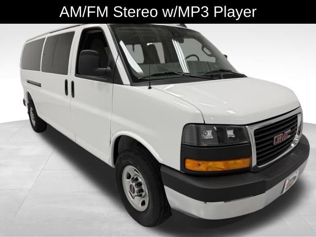 Certified 2025 GMC Savana 3500 LT w/ LT Preferred Equipment Group RWD image 6