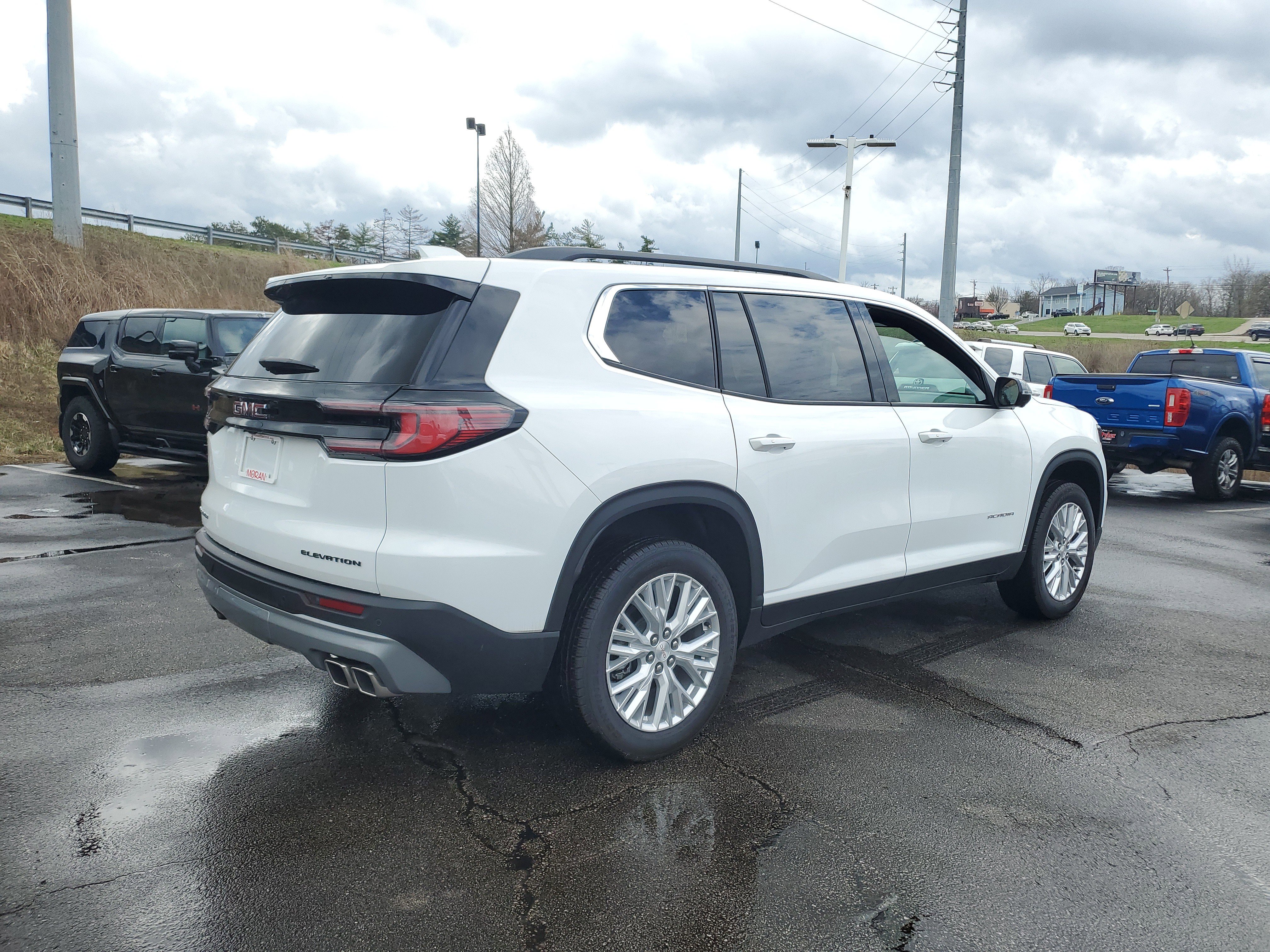 New 2025 GMC Acadia Elevation w/ Elevation Premium Package image 4