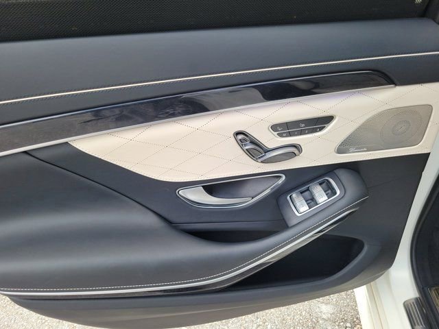Used 2020 Mercedes-Benz S 560 Sedan image 13