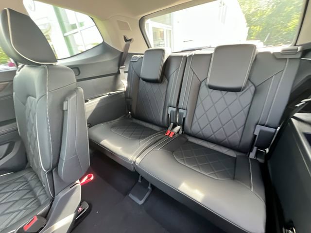 New 2026 Volkswagen Atlas SEL Premium R-Line image 23