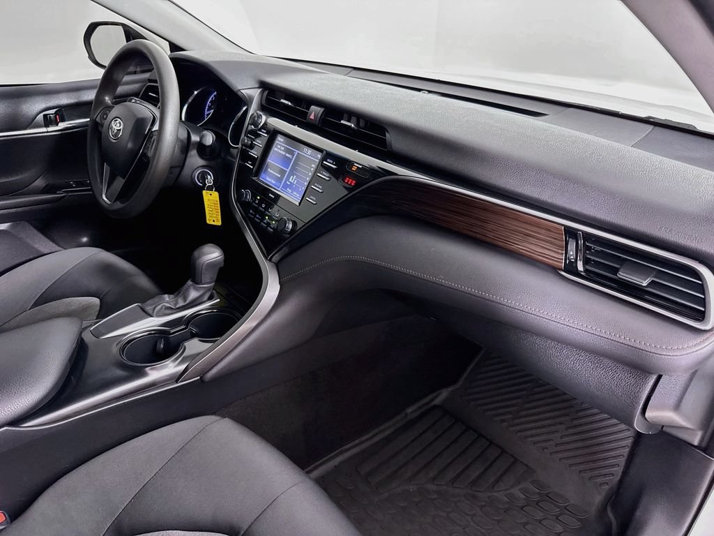 Certified 2020 Toyota Camry LE FWD image 30