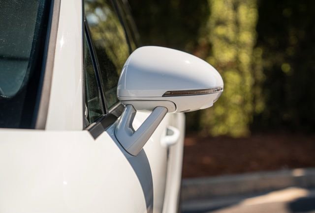 Used 2024 Porsche Macan T w/ Premium Plus Package image 21