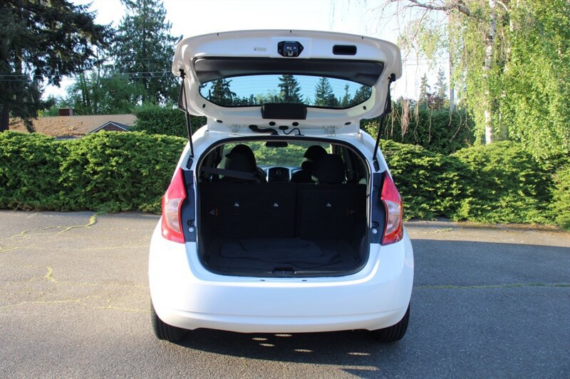 Used 2016 Nissan Versa Note SV FWD image 17