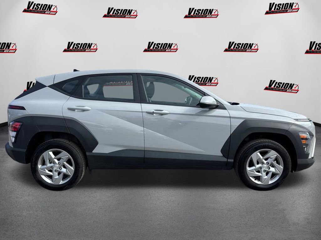 Certified 2026 Hyundai Kona SE AWD/4WD image 4