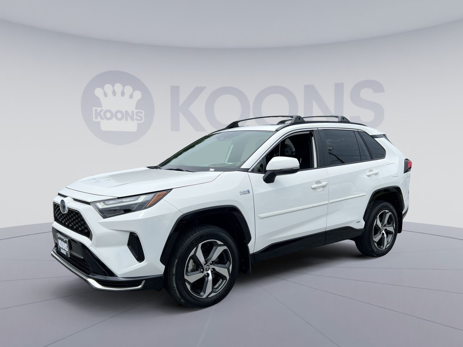 Used 2024 Toyota RAV4 SE w/ Weather & Moonroof Package