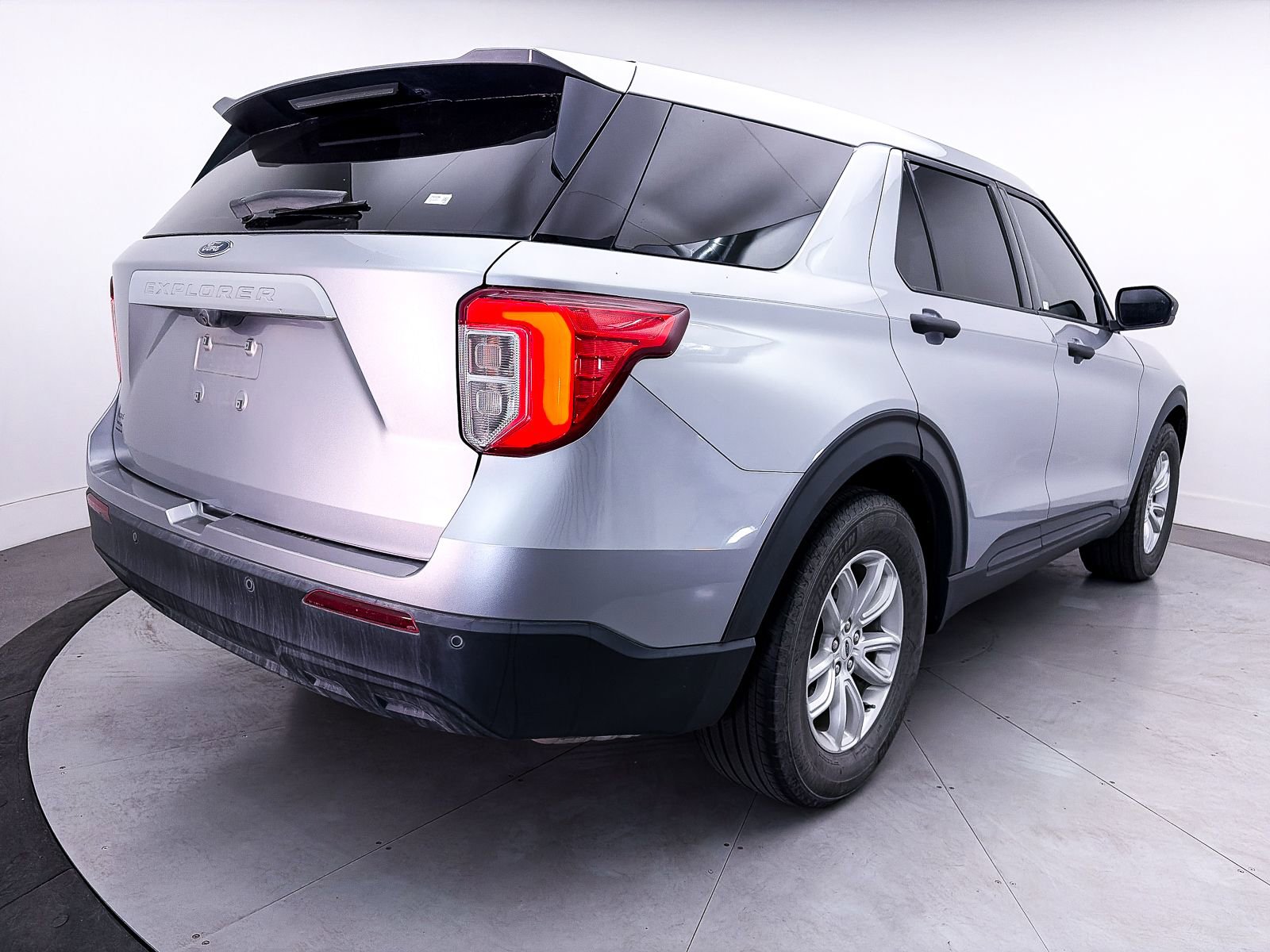 Used 2021 Ford Explorer 2WD image 11