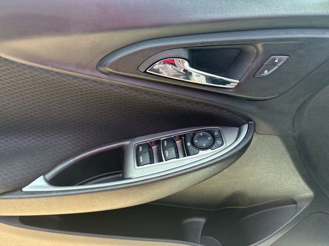 Used 2024 Chevrolet Malibu LT image 20